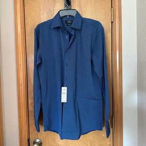 Men’s medium slim fit long sleeve navy button up collar shirt